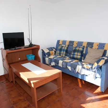 Apartamento - 2 Bedrooms With Sea Views Young People Group Not Allowed - 6969 *
